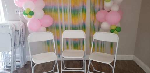 Tables N Chairs. Mesas Y Sillas