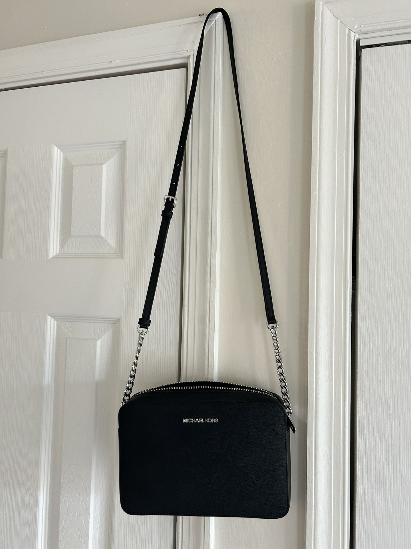 Michael Kors Jet Set Large Saffiano Leather Crossbody Bag