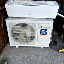 Hessaire 12,000 BTU (1 Ton) Ductless Mini-Split Air Conditioner & Heat Pump