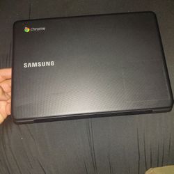 Samsung Chrome  Laptop