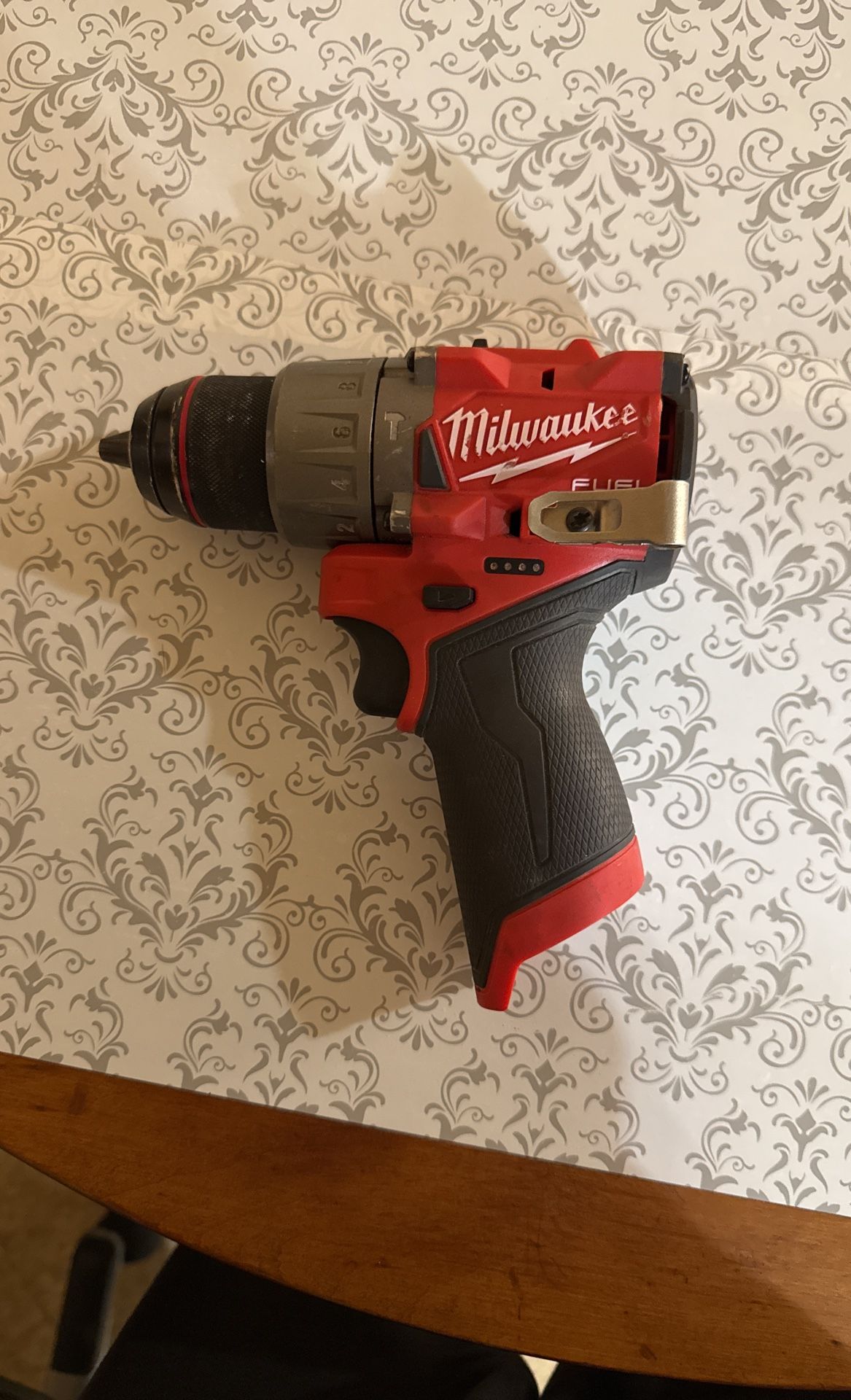 Milwaukee hammer Drill fuel 12 volt