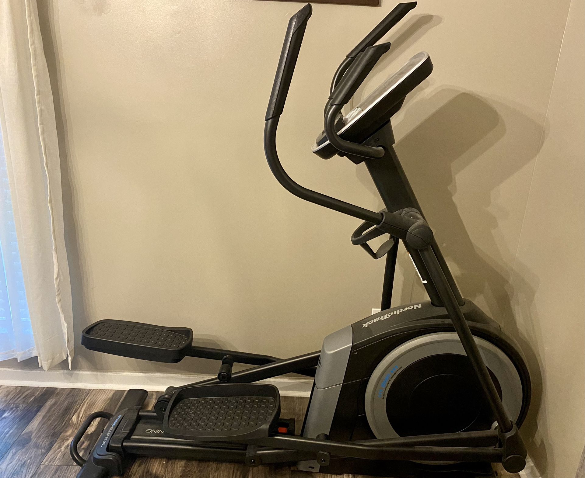NordicTrack Elliptical 2022