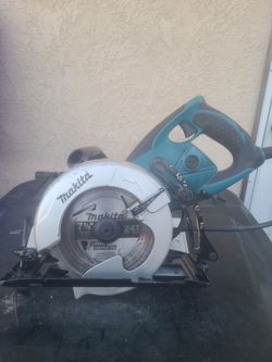 Makita 7-1/4 hypoid saw