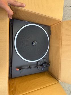 Turn table home stereo