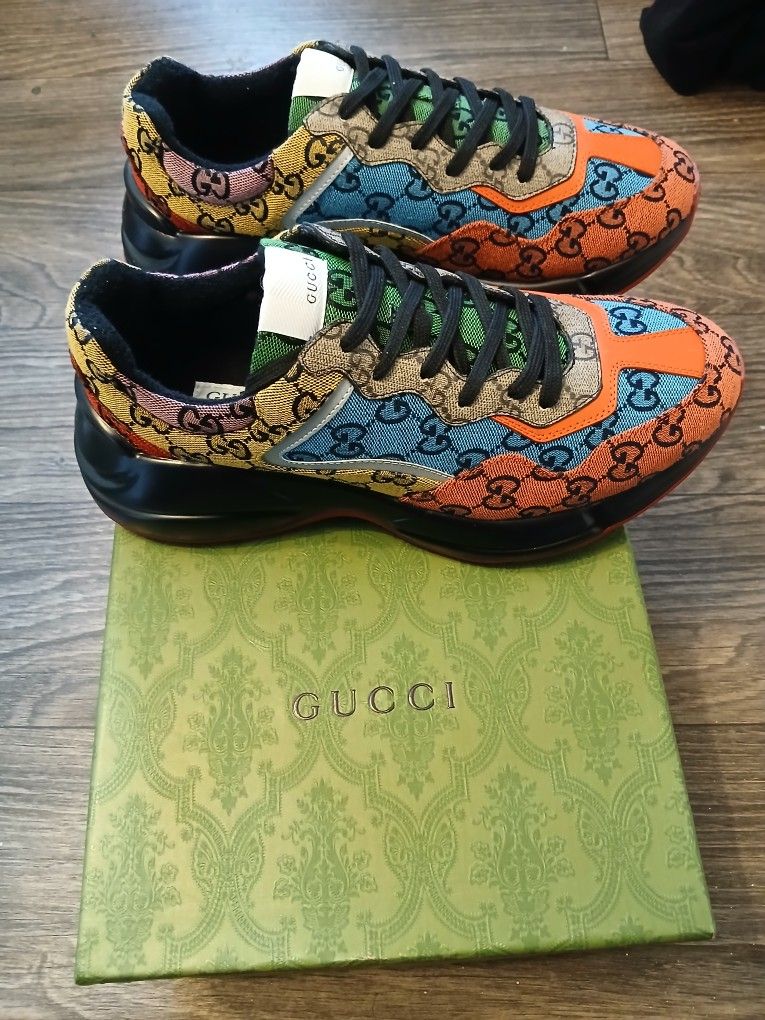 Gucci Sneakers Size 9