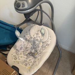 Graco baby swing—Good Condition