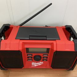 Milwaukee Jobsite Radio