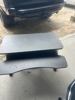 Standing desk