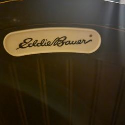 Eddie Bower Bassinet