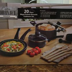 BRAND New Cookware Set 