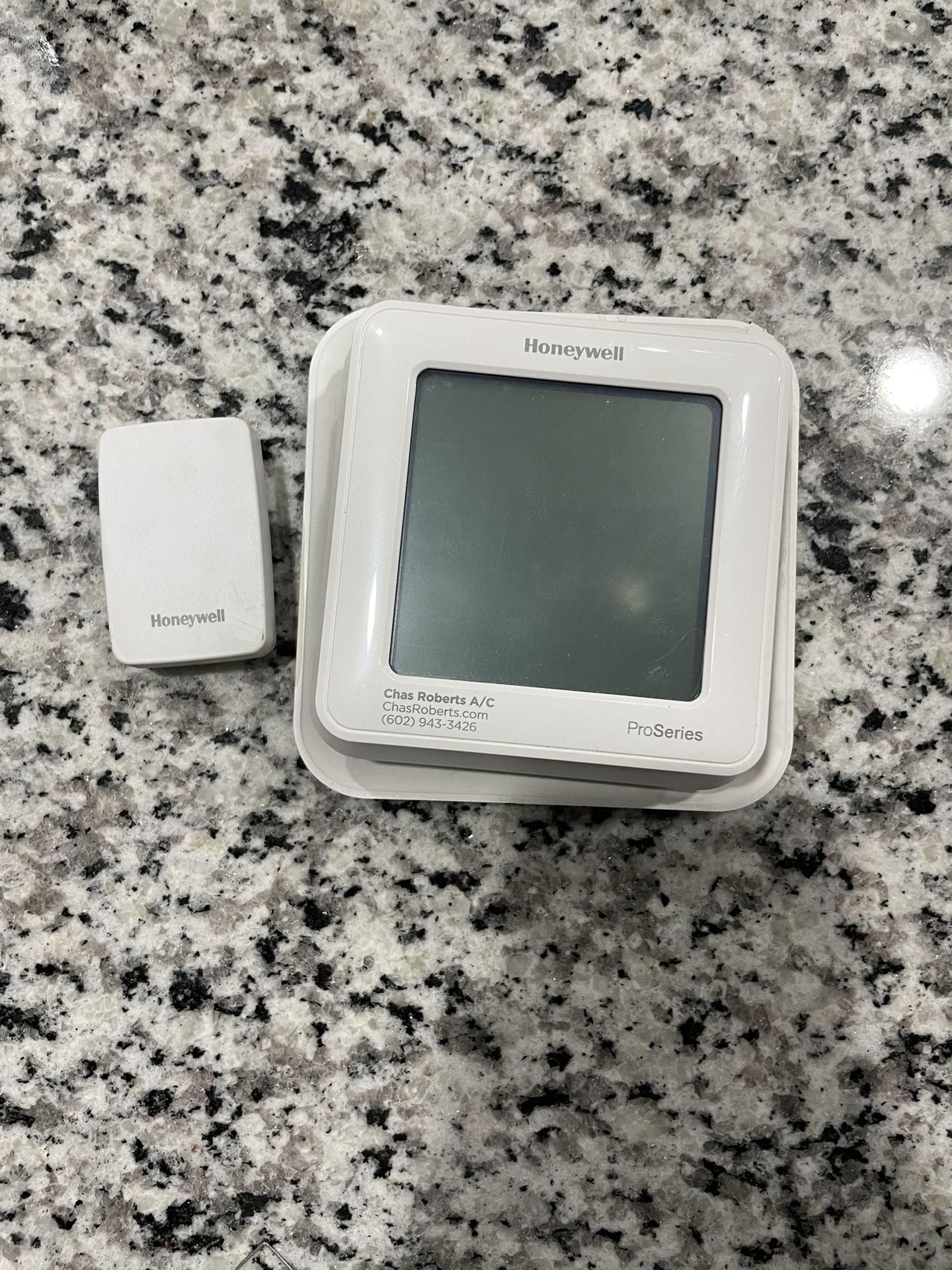 Used Honeywell T6 Pro