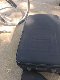 Bovana suitcase