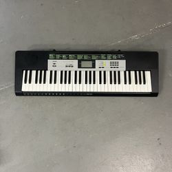 Casio Piano LK-135