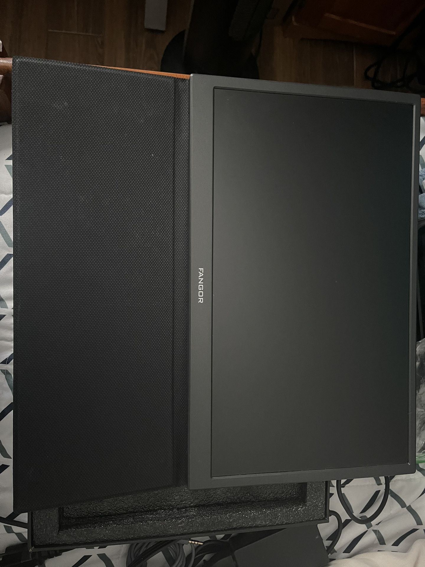 Portable 14" Monitor