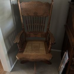 Old Chair 