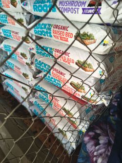 Raised bed mix soil