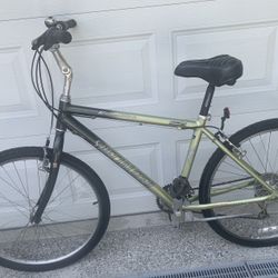 Specialized Expedition 21sp Comfort/Hybrid Bicycle