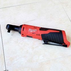 Milwaukee 12V 3/8in. Ratchet (Tool Only)