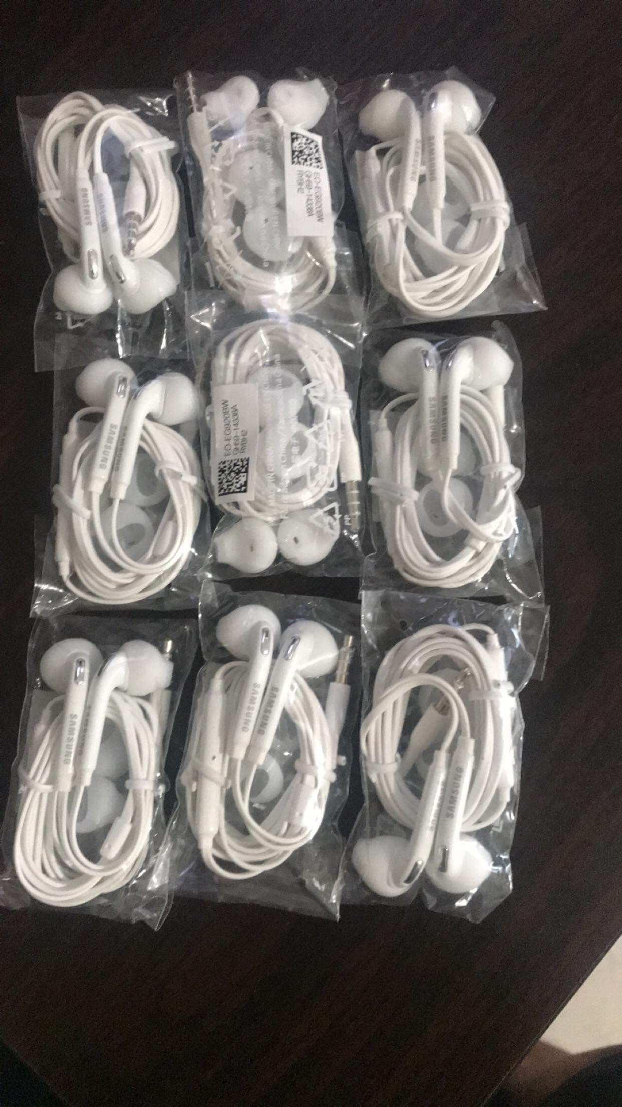 Brand new original Samsung headphones