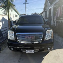 GMC Denali Yukon Xl