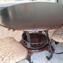 Round Table For Four Chairs