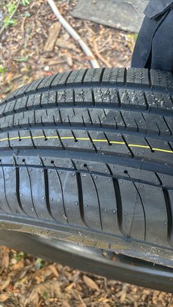 235/60r18 all season tires x2