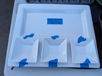 Crate And Barrel Serving Tray With 3 Bowls