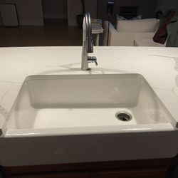 KOHLER fARMHOUSE SINK