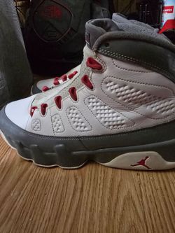 Nike Air Jordan 9 Retro "Fire Red" sneakers