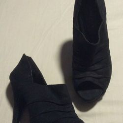 Womens Cathy Jean Peeptoe Heels Booties - Black, Size 8