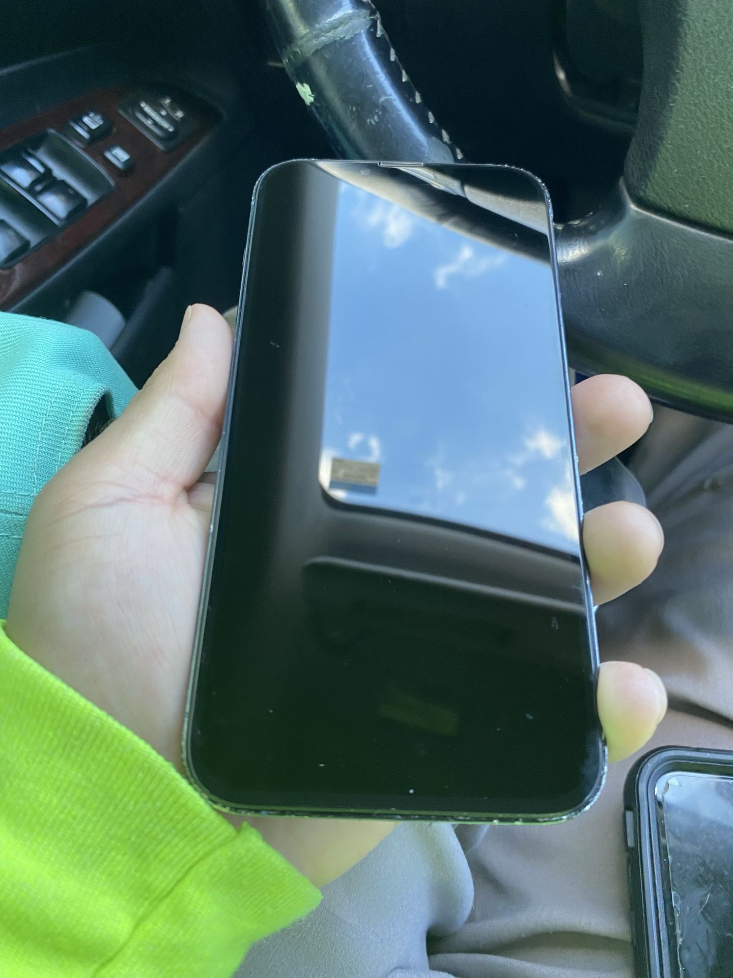 iPhone 14
