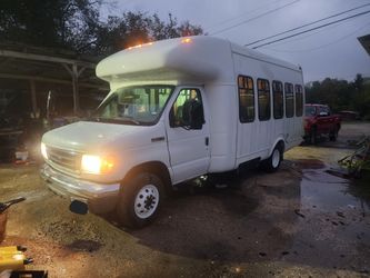 2006 Ford E-350