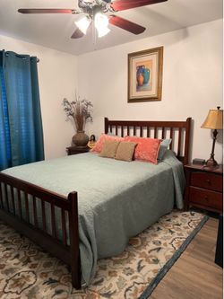 Queen bedroom set