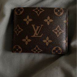 Louis Vutton monogram wallet 