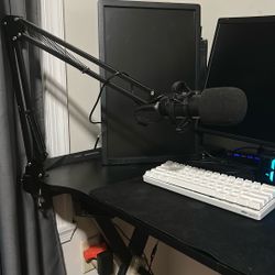 Blue Yeti USB microphone(with Boom Arm)