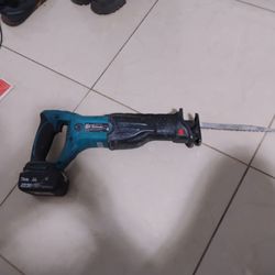 Zozo exelentes condiciones con batería sin cargador