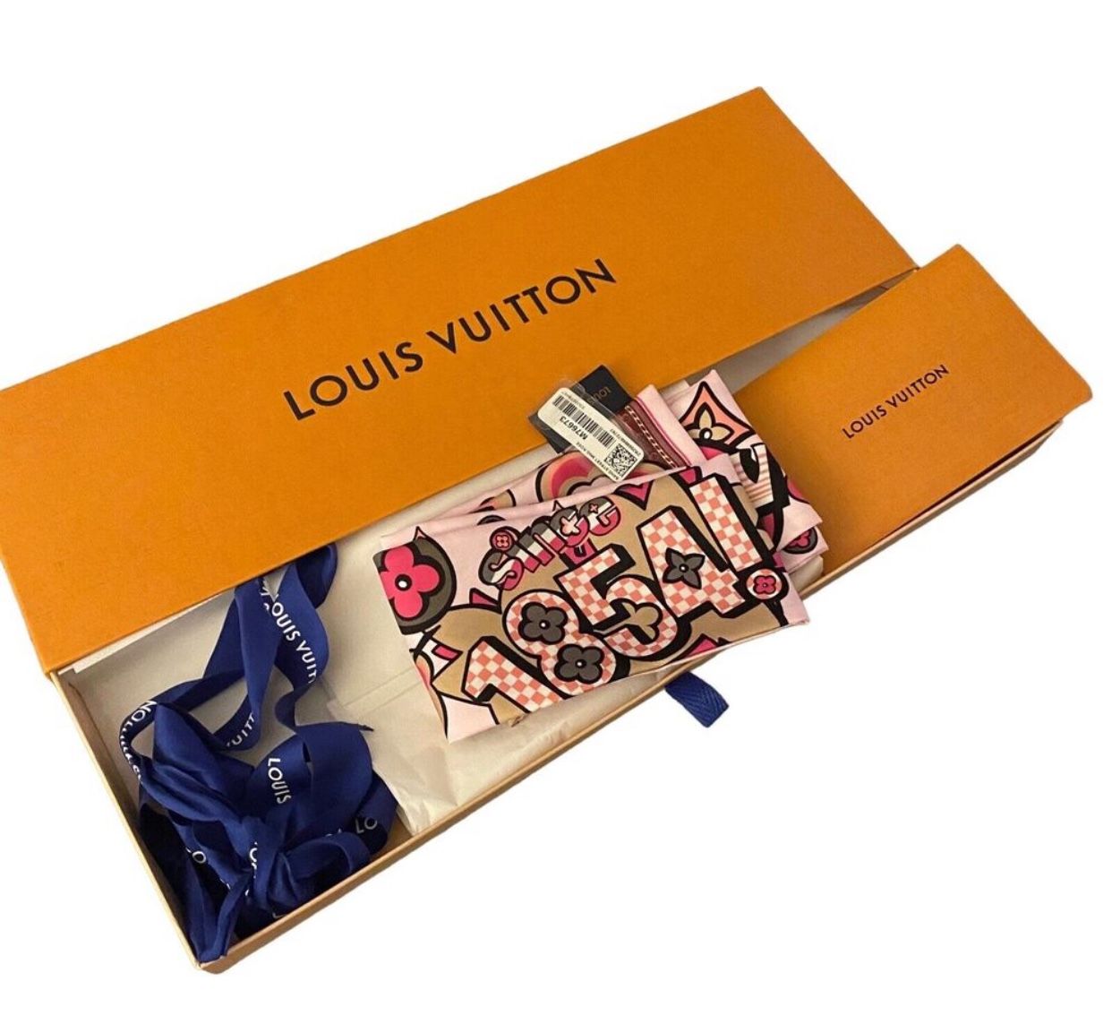 Louis Vuitton Rose Graffiti Street Monogram