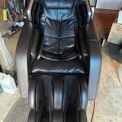 Daiwa Legacy 3D Reclining Massage Chair