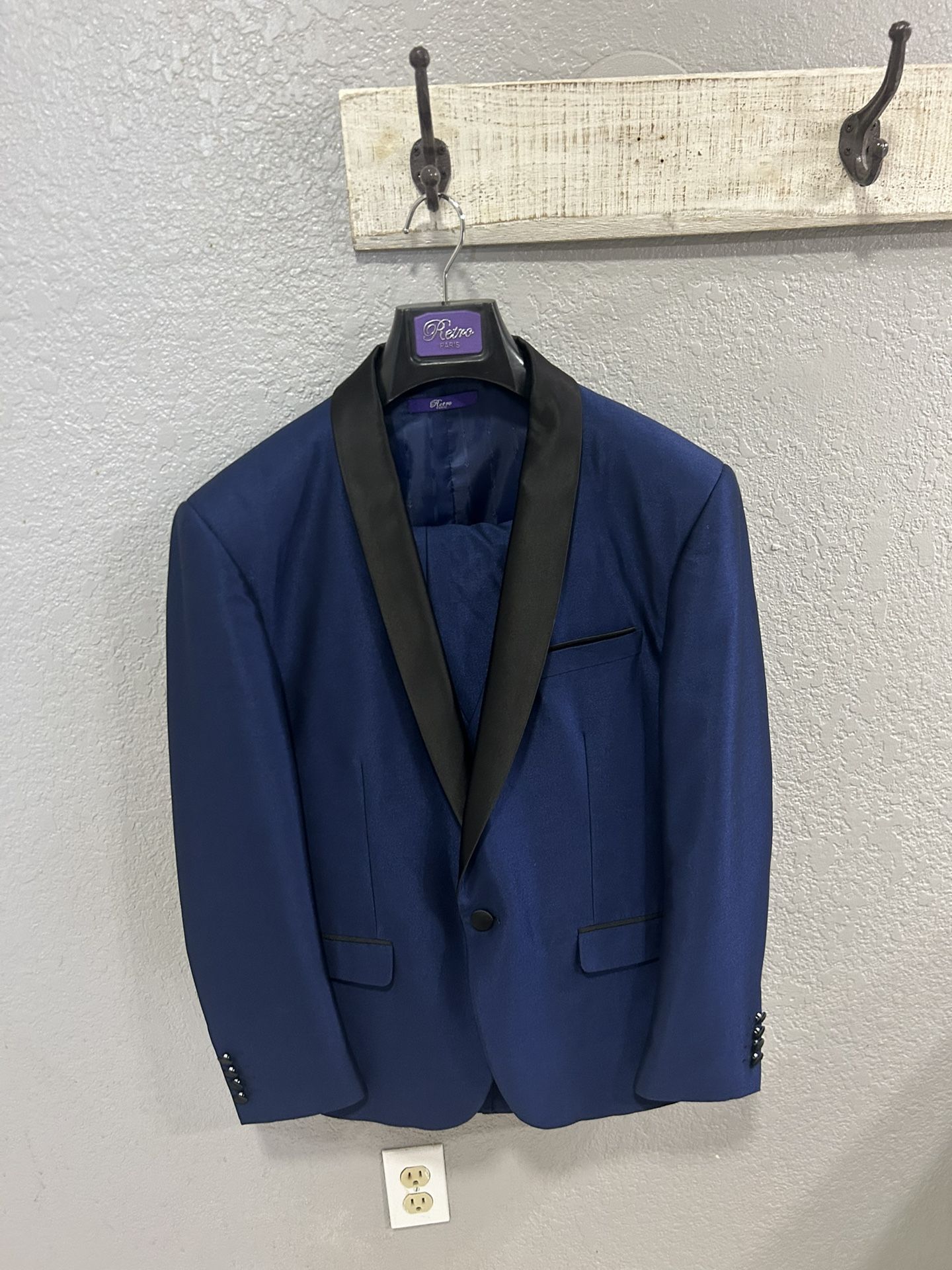 Retro Paris Blue Suit 