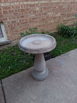 Antique Pebbles Heavy Solid Concrete Outdoor Patio Birdbath