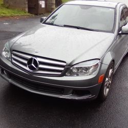 2010 MERCEDES C300 4MATIC $3800