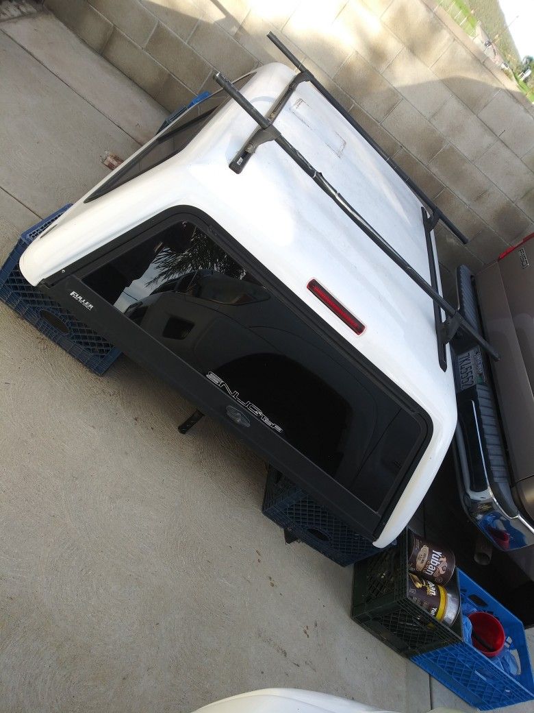 Snugtop CabHi Camper Shell for Sale in Riverside, CA OfferUp