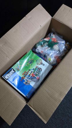 HUGE Micro Knex collection 2000+ pieces 12 pounds