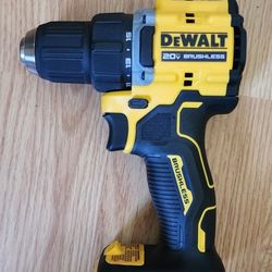 Dewalt DCD794  1/2 Drill Driver