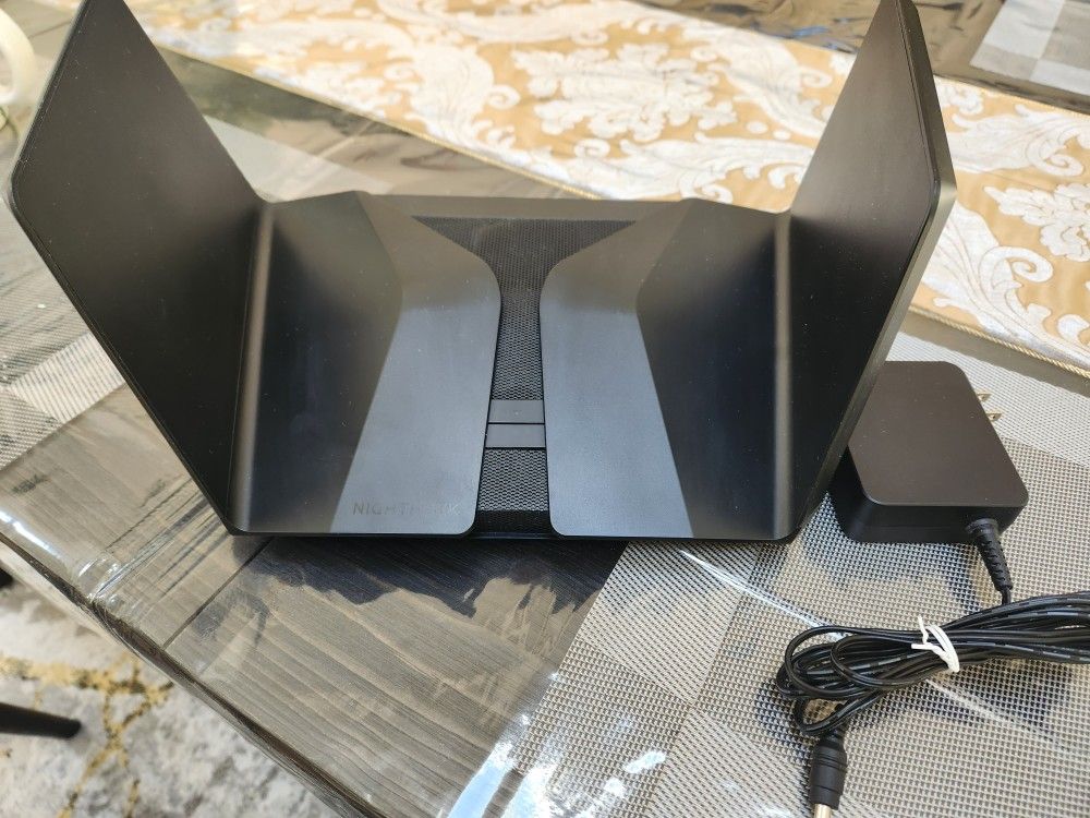 Netgear Nighthawk AX12 AX6000 WiFi Router... Excellent Condition