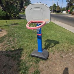 Adjustable basketball hoop!