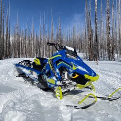 2018 Polaris SKS 800 Snowmobile Electric Start GGB Exhaust 1200 miles