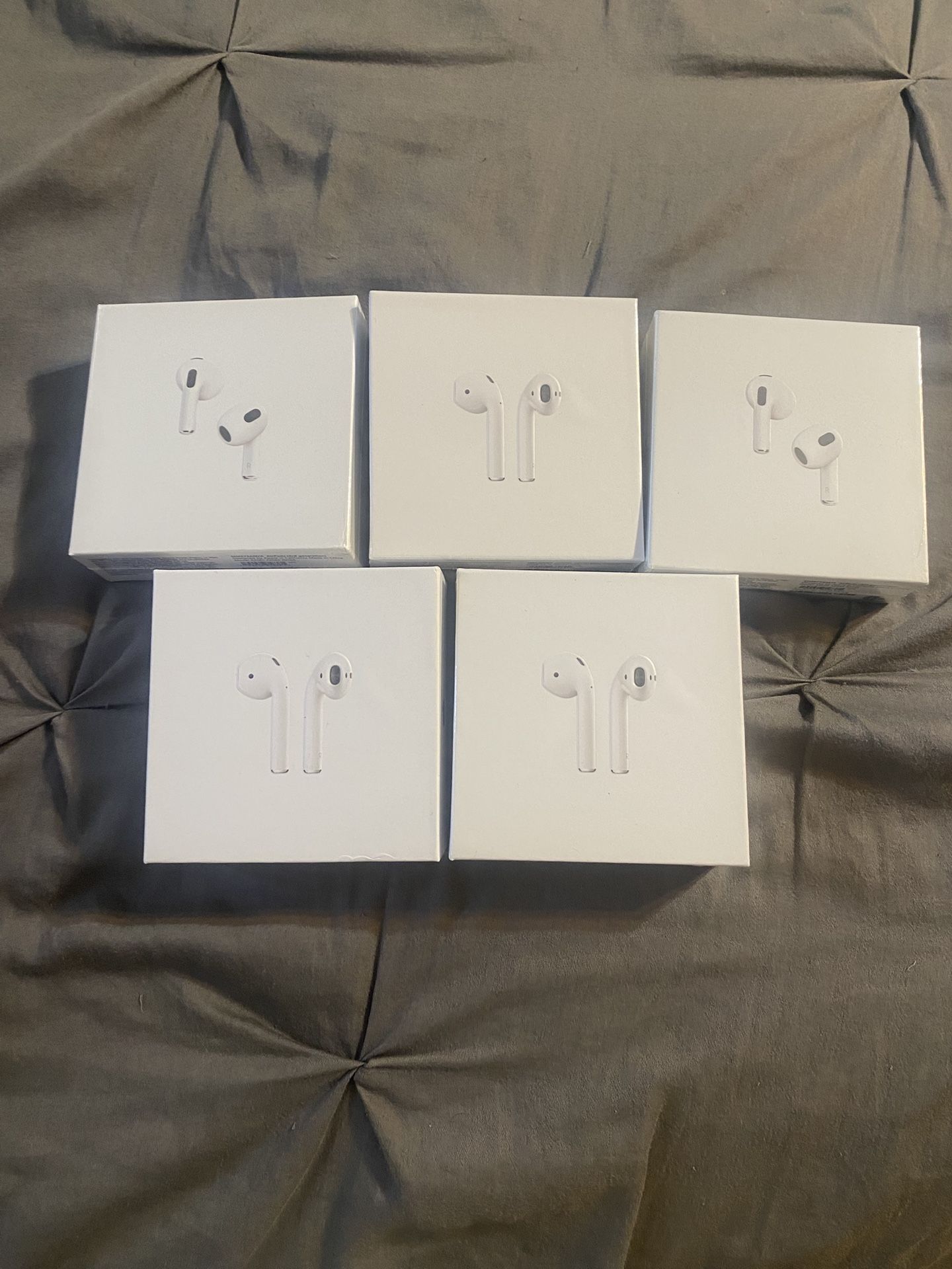 AirPods