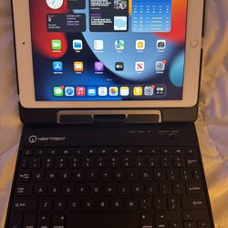 iPad Air2 128Gb WiFi w/bluetooth keyboard case