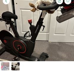 Echelon Spin Bike With Screen And Classes 